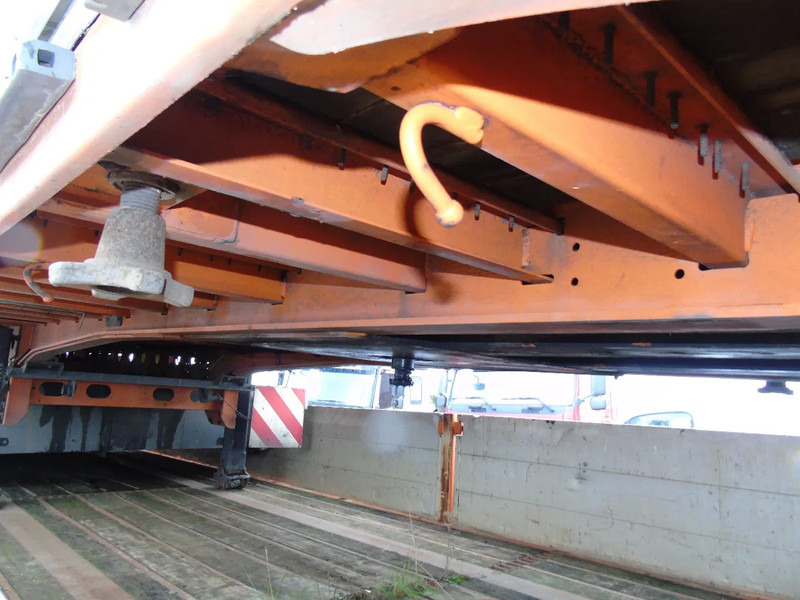 Kässbohrer 3 AXLE BPW - Бордово полуремарке/ Платформа: снимка 4 Kässbohrer 3 AXLE BPW - Бордово полуремарке/ Платформа: снимка 4