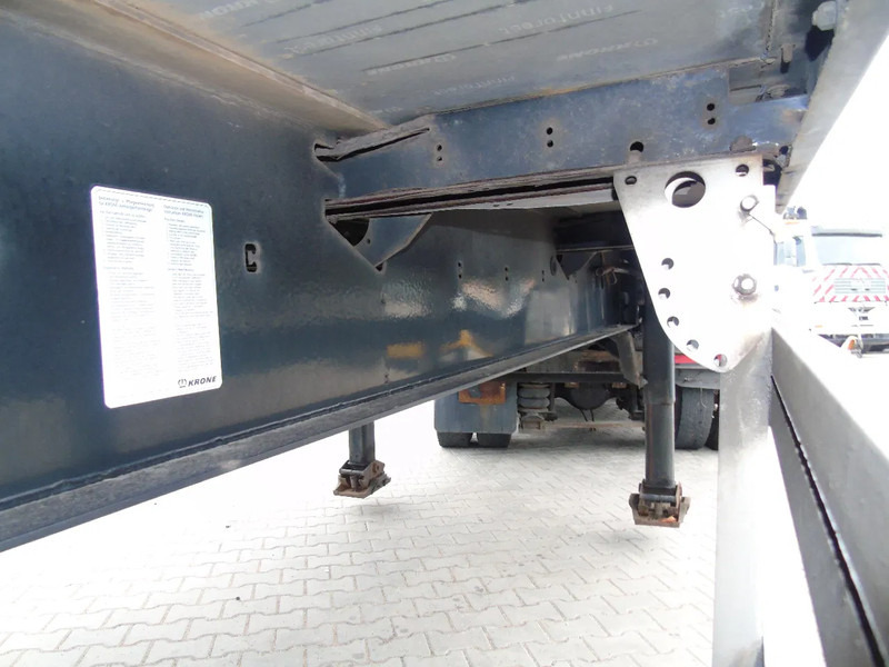 Krone 3xAXLE SAF - Затворена каросерия полуремарке: снимка 5 Krone 3xAXLE SAF - Затворена каросерия полуремарке: снимка 5