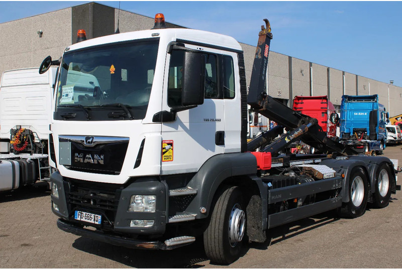 MAN TGS 28.460 + 6X2 + 249.000KM + EURO 6 - Мултилифт с кука камион: снимка 4 MAN TGS 28.460 + 6X2 + 249.000KM + EURO 6 - Мултилифт с кука камион: снимка 4