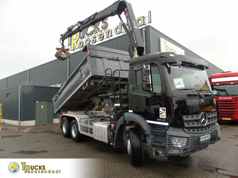 Mercedes-Benz Arocs 2643 + HIAB + 3 SIDE TIPPER - Камион с кран: снимка 1 Mercedes-Benz Arocs 2643 + HIAB + 3 SIDE TIPPER - Камион с кран: снимка 1