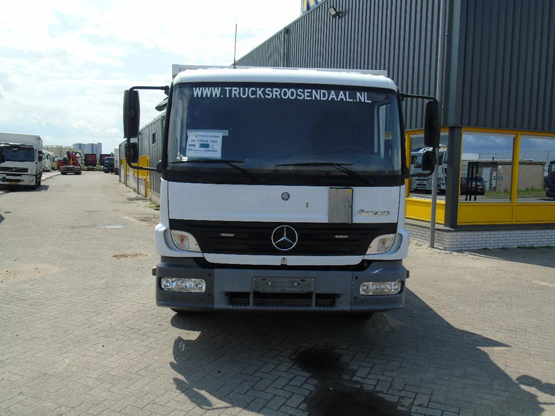 Mercedes-Benz Atego 1223 + manual + perfect condition - Бордови камион: снимка 2 Mercedes-Benz Atego 1223 + manual + perfect condition - Бордови камион: снимка 2