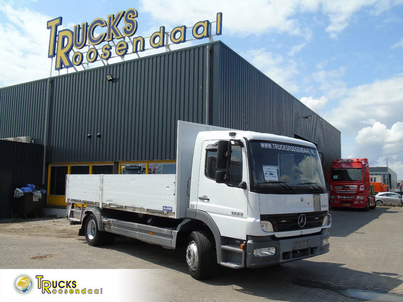 Mercedes-Benz Atego 1223 + manual + perfect condition - Бордови камион: снимка 1 Mercedes-Benz Atego 1223 + manual + perfect condition - Бордови камион: снимка 1