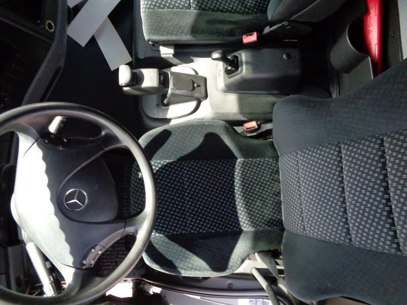 Mercedes-Benz Atego 816 + Euro 5 - Камион фургон: снимка 5 Mercedes-Benz Atego 816 + Euro 5 - Камион фургон: снимка 5