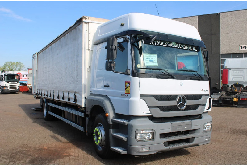 Mercedes-Benz Axor 1833 + euro 5 + lift + intarder - Камион с брезент: снимка 3 Mercedes-Benz Axor 1833 + euro 5 + lift + intarder - Камион с брезент: снимка 3