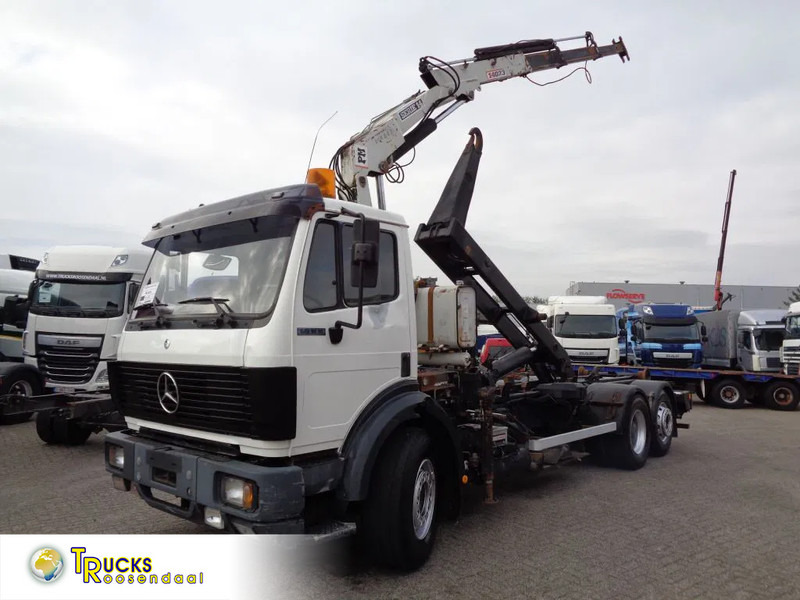 Mercedes-Benz SK 2433 + Semi-Auto + PTO + Serie 14 Crane + 3 pedals - Камион с кабелна система, Камион с кран: снимка 1 Mercedes-Benz SK 2433 + Semi-Auto + PTO + Serie 14 Crane + 3 pedals - Камион с кабелна система, Камион с кран: снимка 1