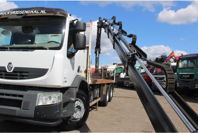 Renault Kerax 370 + HIAB 166-4 HIDRUO + 6X4 + MANUAL + SPRING + REMOTE + EURO 5 + 6X4 - Камион с кран: снимка 3 Renault Kerax 370 + HIAB 166-4 HIDRUO + 6X4 + MANUAL + SPRING + REMOTE + EURO 5 + 6X4 - Камион с кран: снимка 3