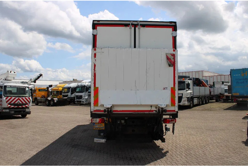 Рефрижератор камион Scania G 440 + 6x2 + carrier + euro 5 + lift: снимка 14