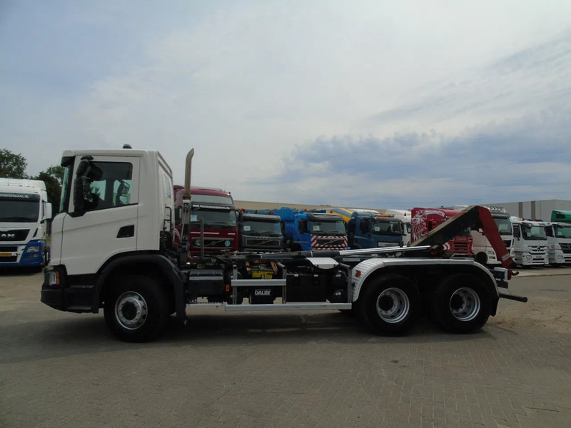 Scania G450 + 6X4 + RETARDER + EURO 6 - Мултилифт с кука камион: снимка 3 Scania G450 + 6X4 + RETARDER + EURO 6 - Мултилифт с кука камион: снимка 3