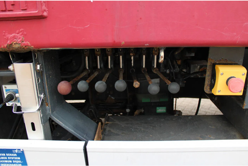 Scania P 270 + PERFECT CONDITION + PTO - Мултилифт за контейнери камион: снимка 5 Scania P 270 + PERFECT CONDITION + PTO - Мултилифт за контейнери камион: снимка 5