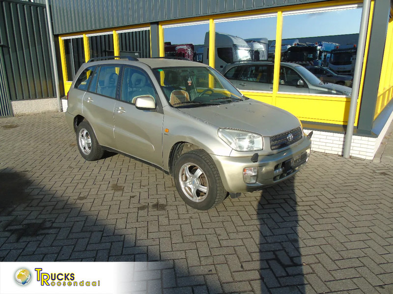Toyota RAV4 + 4X4 + AUTOMAT + PETROL - Джип: снимка 1 Toyota RAV4 + 4X4 + AUTOMAT + PETROL - Джип: снимка 1