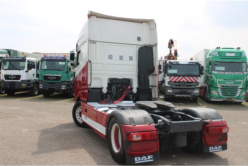 DAF XF 106.530 + euro 6 + spoiler + top truck (G314) - Влекач: снимка 5 DAF XF 106.530 + euro 6 + spoiler + top truck (G314) - Влекач: снимка 5