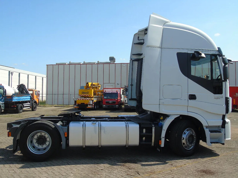 Iveco Stralis 420 + EURO 6 + 580KM - Влекач: снимка 3 Iveco Stralis 420 + EURO 6 + 580KM - Влекач: снимка 3