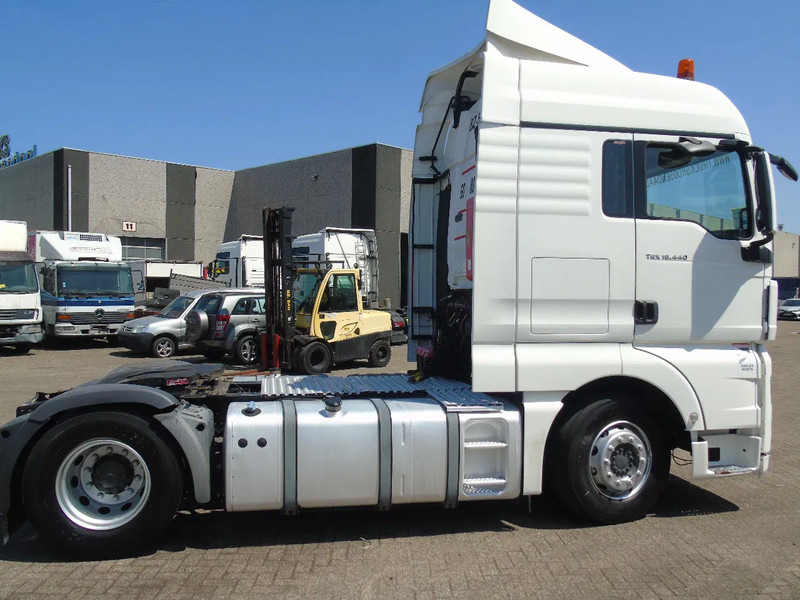 MAN TGX 18.440 + EURO 5 + SPOILER - Влекач: снимка 4 MAN TGX 18.440 + EURO 5 + SPOILER - Влекач: снимка 4