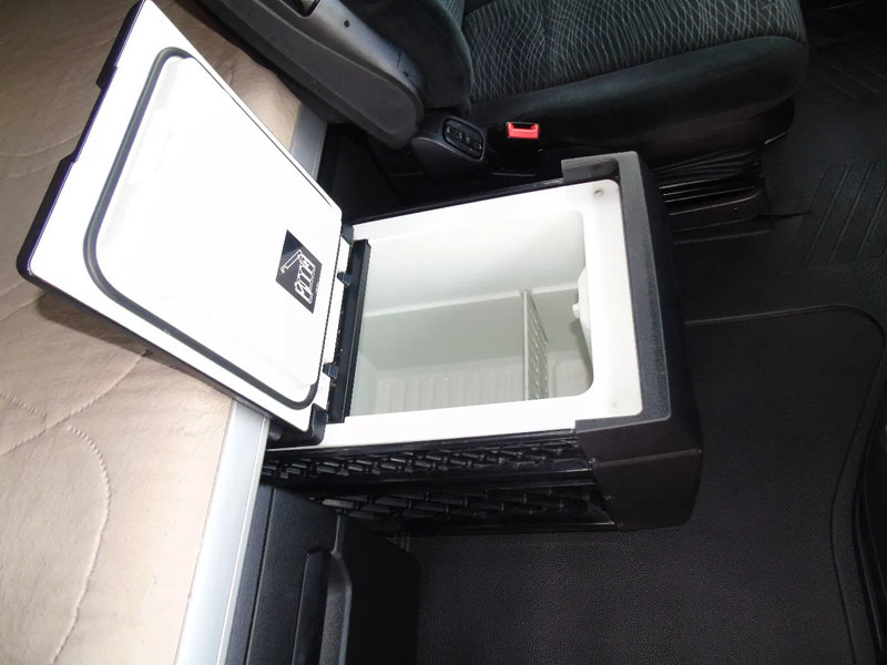 Влекач Mercedes-Benz Actros 2645 + euro 6 + 6x2 steering + SPOILER: снимка 14 Влекач Mercedes-Benz Actros 2645 + euro 6 + 6x2 steering + SPOILER: снимка 14