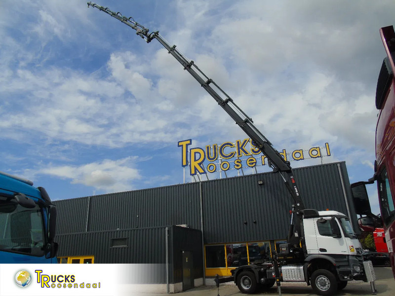 Mercedes-Benz Arocs 2051 + 4X4 + HIAB 302 E6 / JIB 70 X 4 + 10 EXTENTSIONS (512hours) - Влекач: снимка 1 Mercedes-Benz Arocs 2051 + 4X4 + HIAB 302 E6 / JIB 70 X 4 + 10 EXTENTSIONS (512hours) - Влекач: снимка 1
