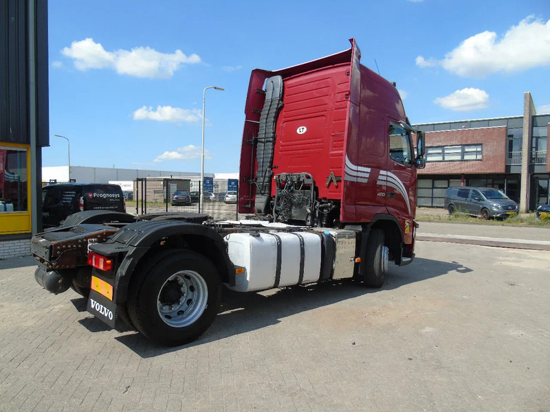 Volvo FH 460 + XL CABINE + MANUAL + EURO 5 + 6x IN STOCK - Влекач: снимка 2 Volvo FH 460 + XL CABINE + MANUAL + EURO 5 + 6x IN STOCK - Влекач: снимка 2