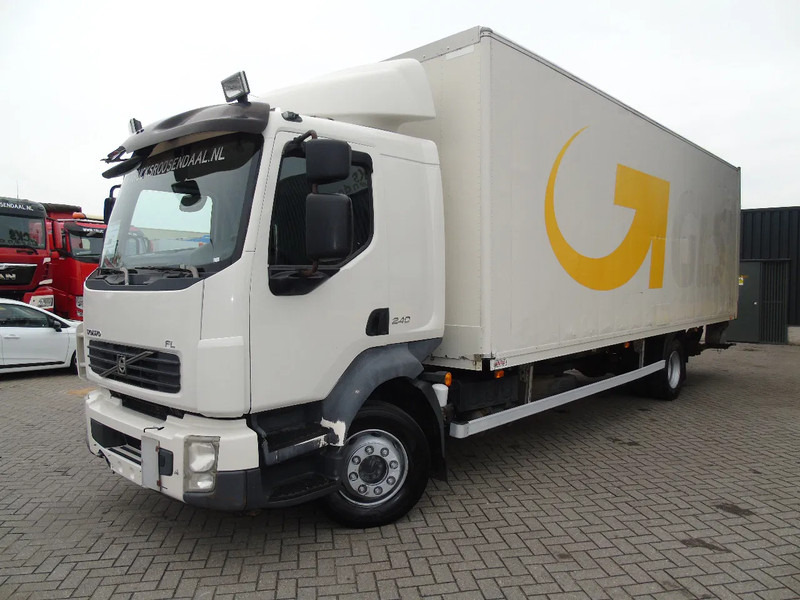 Volvo FL 240 + 12t + euro 5 + lift - Камион фургон: снимка 2 Volvo FL 240 + 12t + euro 5 + lift - Камион фургон: снимка 2