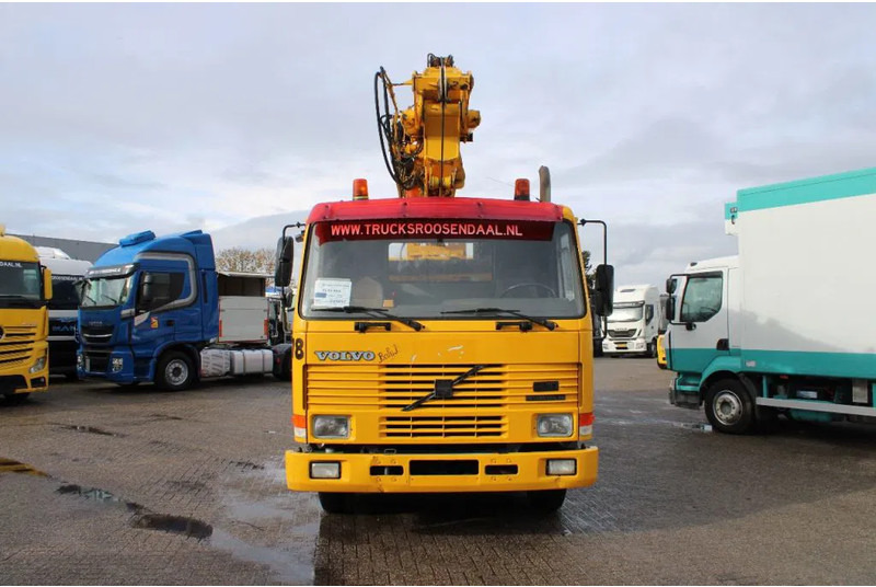 Volvo FL FL10 8X4 + GROMACH 34 mtr. + EURO 2 - Камион с кран: снимка 3 Volvo FL FL10 8X4 + GROMACH 34 mtr. + EURO 2 - Камион с кран: снимка 3
