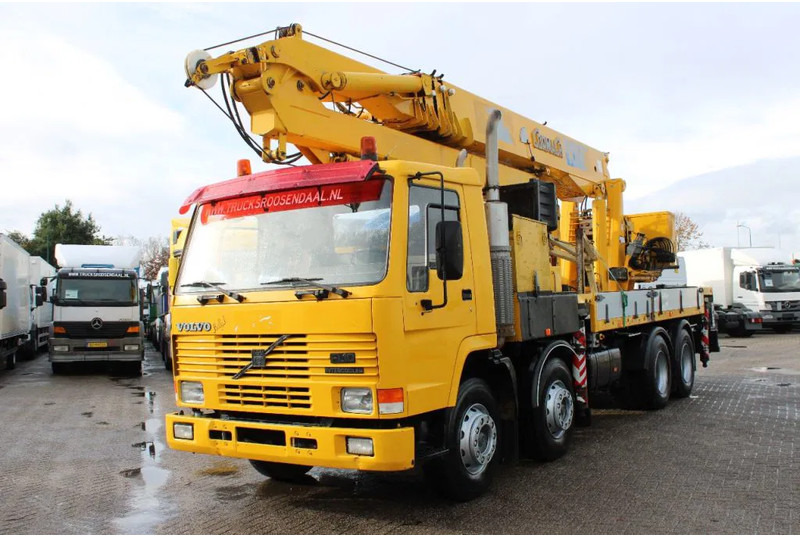 Volvo FL FL10 8X4 + GROMACH 34 mtr. + EURO 2 - Камион с кран: снимка 2 Volvo FL FL10 8X4 + GROMACH 34 mtr. + EURO 2 - Камион с кран: снимка 2