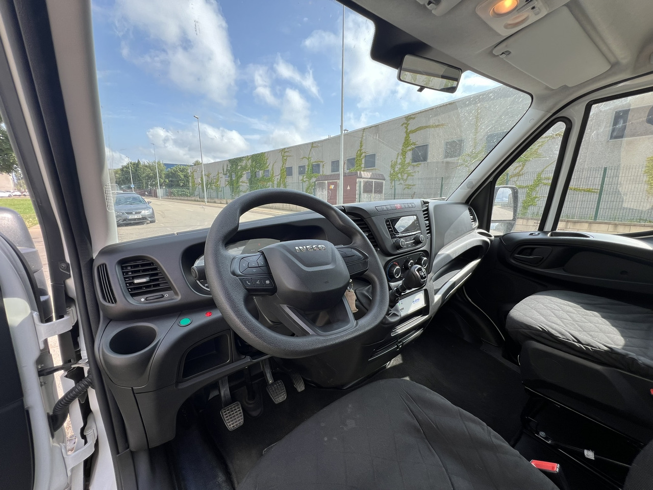Автовишка Iveco Daily + Oil&Steel Scorpion 1812 Smart Iveco Daily + Oil&Steel Scorpion 1812 Smart: снимка 9