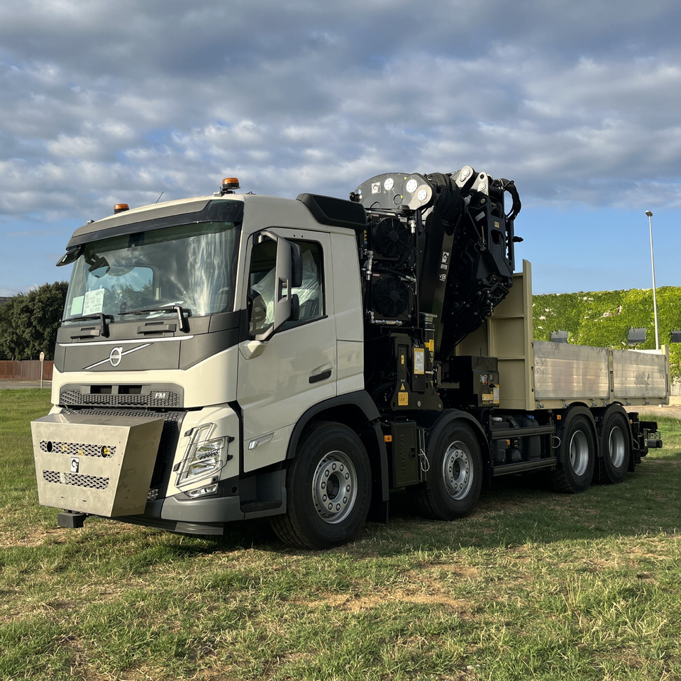 Volvo FM84RF3A - Бордови камион, Камион с кран: снимка 1 Volvo FM84RF3A - Бордови камион, Камион с кран: снимка 1