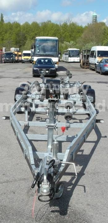 Brenderup Premiun 303500-SRX Bootsanhänger 3500 KG,Boot 9m - Колесар за лодка: снимка 3 Brenderup Premiun 303500-SRX Bootsanhänger 3500 KG,Boot 9m - Колесар за лодка: снимка 3