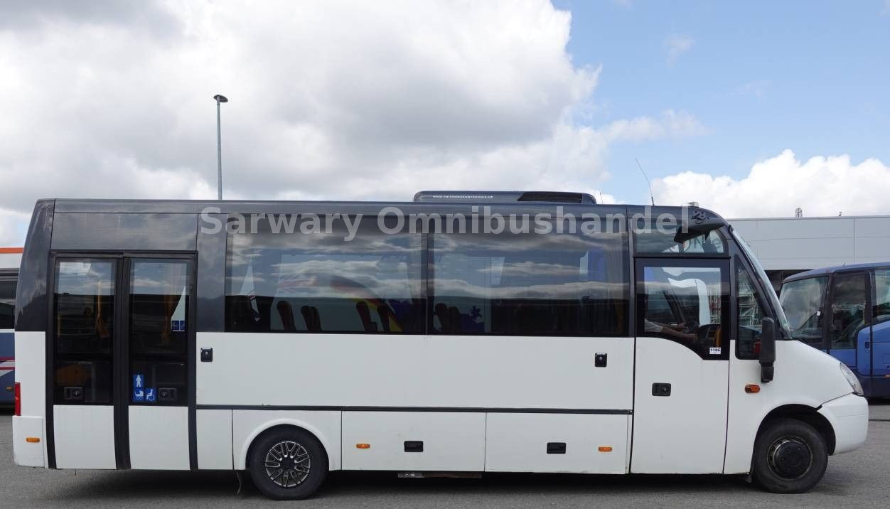 Iveco 65C17 *Klima *Euro5*Wing*Daily*Mago*Rapido*City - Микробус, Пътнически бус: снимка 3 Iveco 65C17 *Klima *Euro5*Wing*Daily*Mago*Rapido*City - Микробус, Пътнически бус: снимка 3