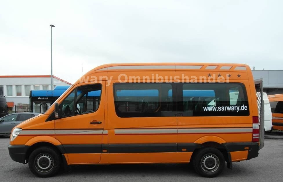 Mercedes-Benz 315 CDI Sprinter *Klima*12-Sitze*Lift*318 - Микробус, Пътнически бус: снимка 3 Mercedes-Benz 315 CDI Sprinter *Klima*12-Sitze*Lift*318 - Микробус, Пътнически бус: снимка 3