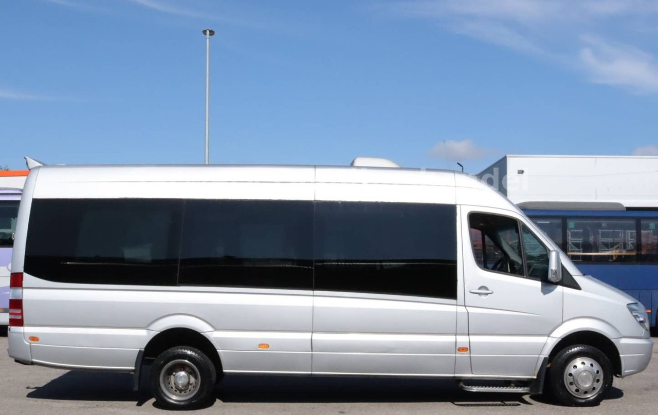 Mercedes-Benz O 515 CDI Sprinter*Klima*17 Sitze*518*516*Automa - Туристически автобус: снимка 4 Mercedes-Benz O 515 CDI Sprinter*Klima*17 Sitze*518*516*Automa - Туристически автобус: снимка 4