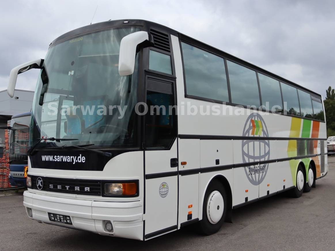 Setra 215 HDH*41 Sitze*VIP*8 Gang*Klima*WC*TV*Clubecke - Туристически автобус: снимка 2 Setra 215 HDH*41 Sitze*VIP*8 Gang*Klima*WC*TV*Clubecke - Туристически автобус: снимка 2