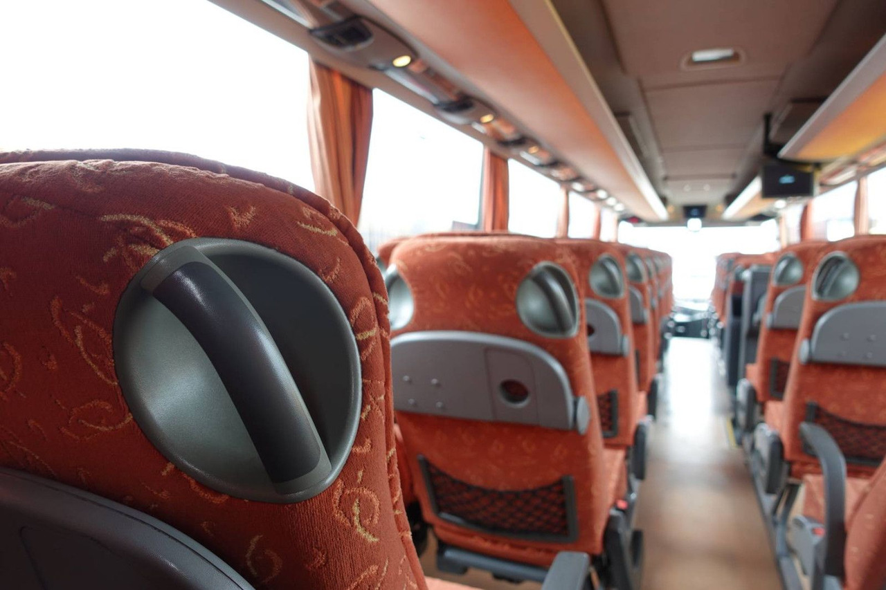 Туристически автобус Setra 415 GT-HD *Klima*WC*Euro3*Analog Tacho: снимка 30 Туристически автобус Setra 415 GT-HD *Klima*WC*Euro3*Analog Tacho: снимка 30