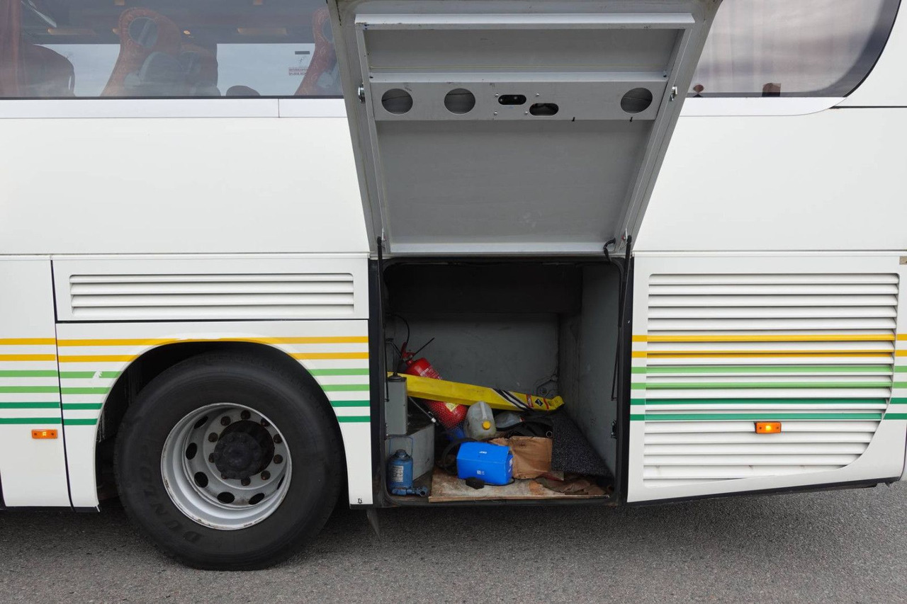 Туристически автобус Setra 415 GT-HD *Klima*WC*Euro3*Analog Tacho: снимка 36 Туристически автобус Setra 415 GT-HD *Klima*WC*Euro3*Analog Tacho: снимка 36