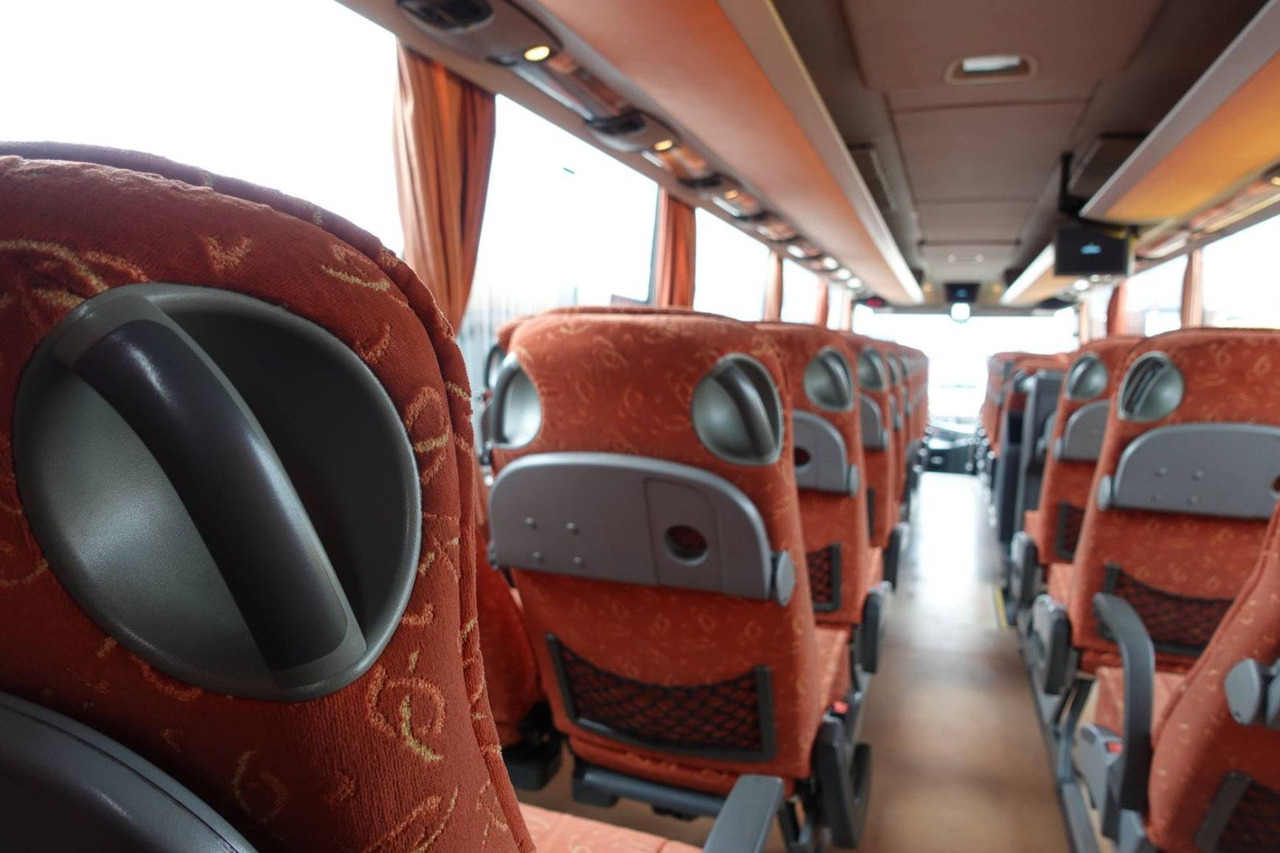 Туристически автобус Setra 415 GT-HD *Klima*WC*Euro3*Analog Tacho: снимка 29 Туристически автобус Setra 415 GT-HD *Klima*WC*Euro3*Analog Tacho: снимка 29