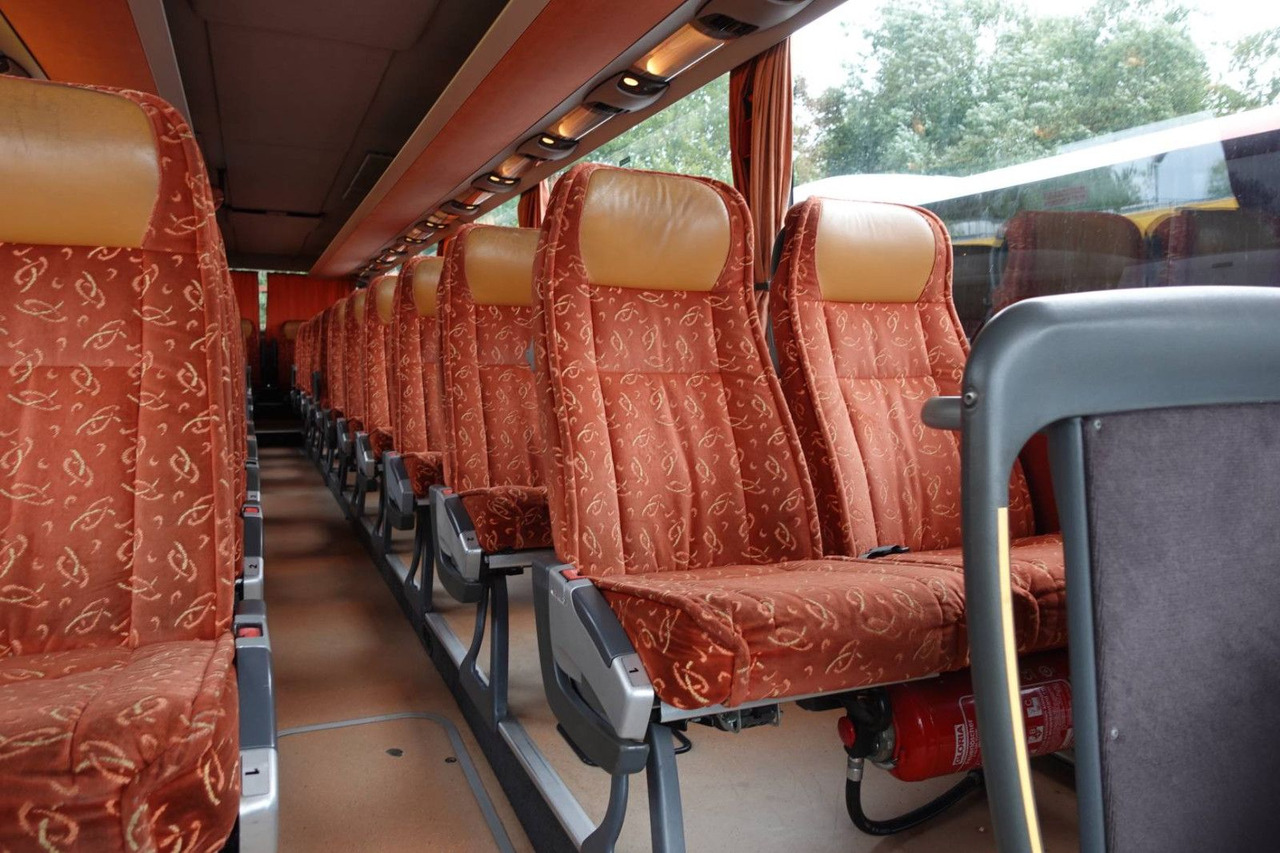 Туристически автобус Setra 415 GT-HD *Klima*WC*Euro3*Analog Tacho: снимка 23 Туристически автобус Setra 415 GT-HD *Klima*WC*Euro3*Analog Tacho: снимка 23