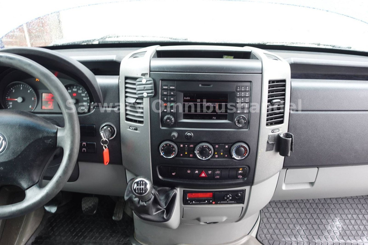 Микробус, Пътнически бус Volkswagen Crafter TDI*13 Sitze*Klima*EURO6*Rollstuhl*Lift*: снимка 23 Микробус, Пътнически бус Volkswagen Crafter TDI*13 Sitze*Klima*EURO6*Rollstuhl*Lift*: снимка 23