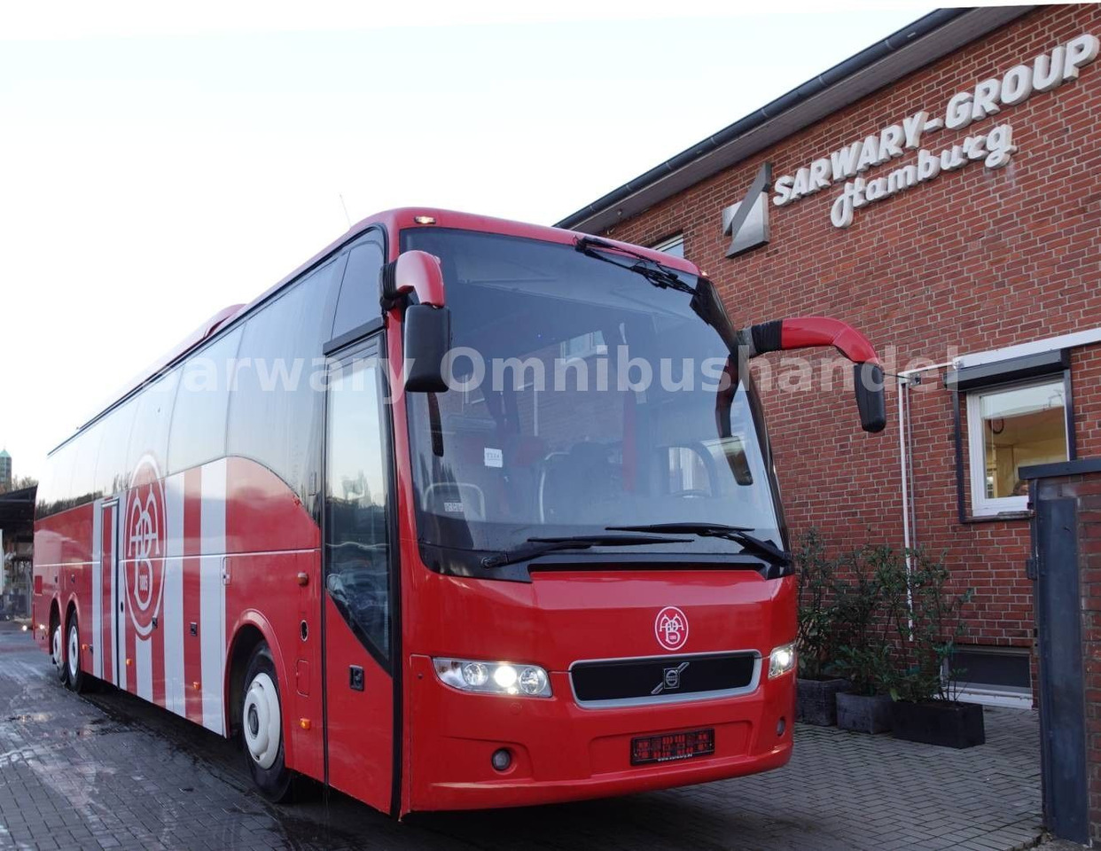 Volvo 9700 HD 6x2*WC*59 Sitze*EURO 5* - Туристически автобус: снимка 1 Volvo 9700 HD 6x2*WC*59 Sitze*EURO 5* - Туристически автобус: снимка 1