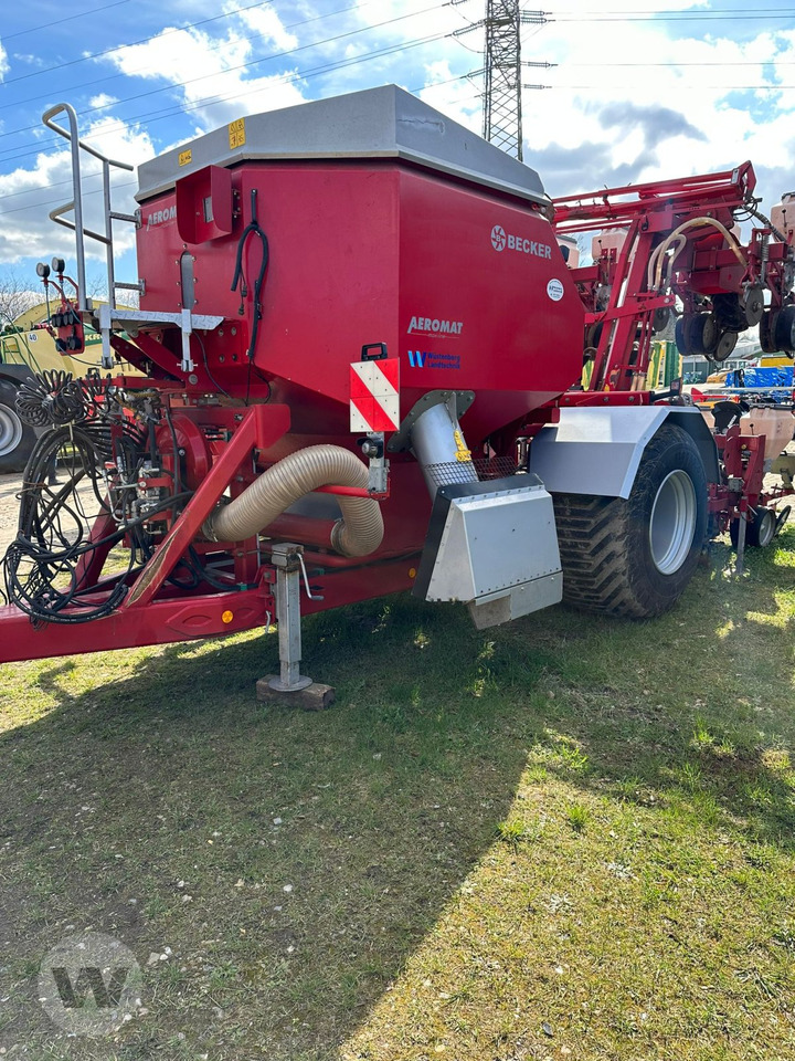 Becker Aeromat Maxi-Line 8-rhg. - Прецизна сеялка: снимка 1 Becker Aeromat Maxi-Line 8-rhg. - Прецизна сеялка: снимка 1