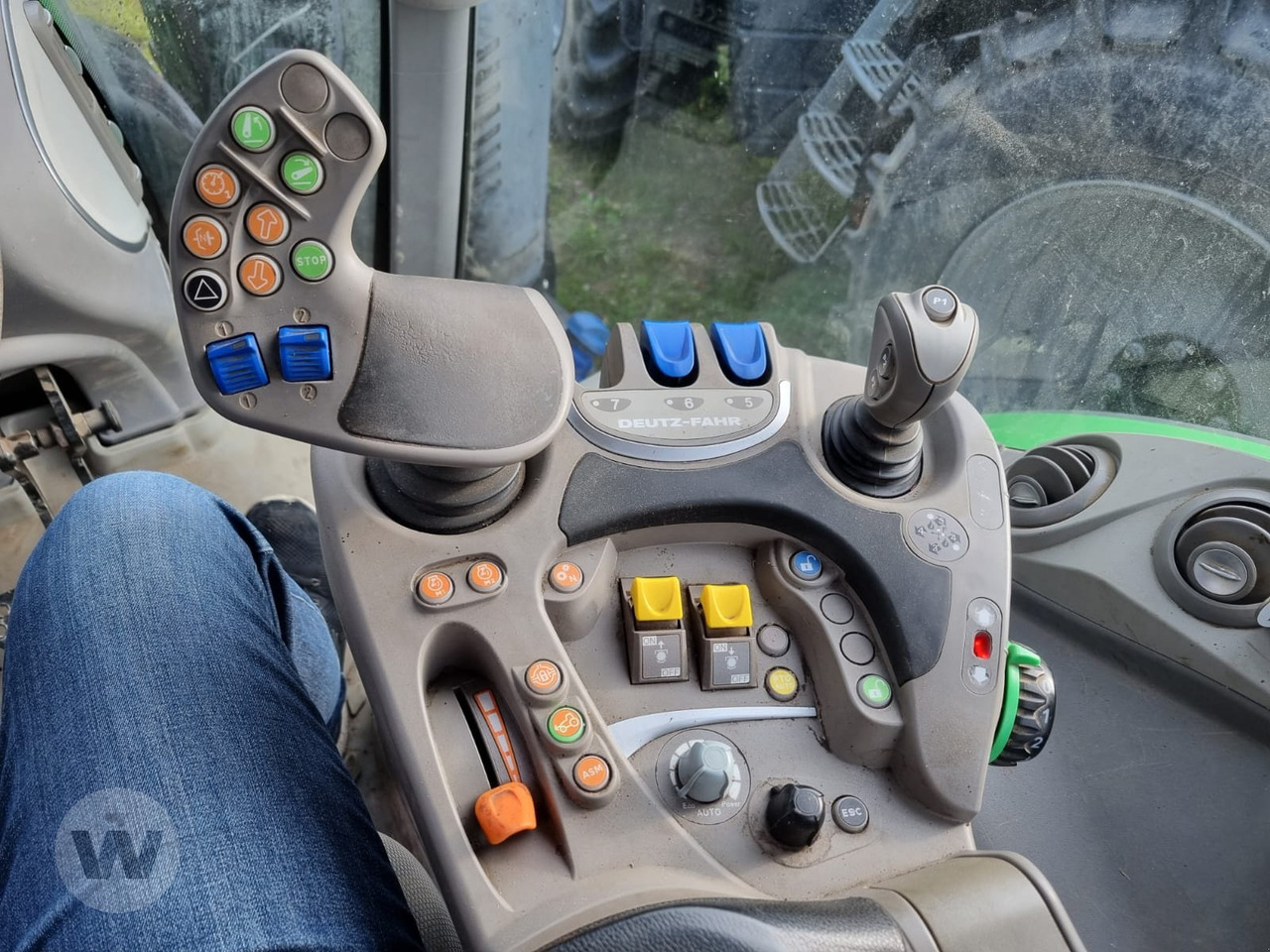 Deutz Agrotron 6175 RC SHIFT - Трактор: снимка 5 Deutz Agrotron 6175 RC SHIFT - Трактор: снимка 5