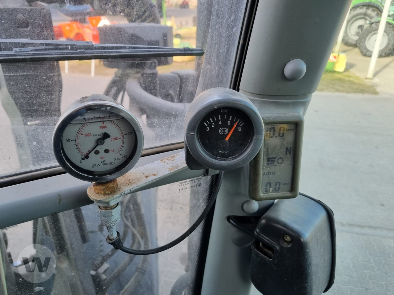 Deutz Agrotron TTV 620 - Трактор: снимка 3 Deutz Agrotron TTV 620 - Трактор: снимка 3