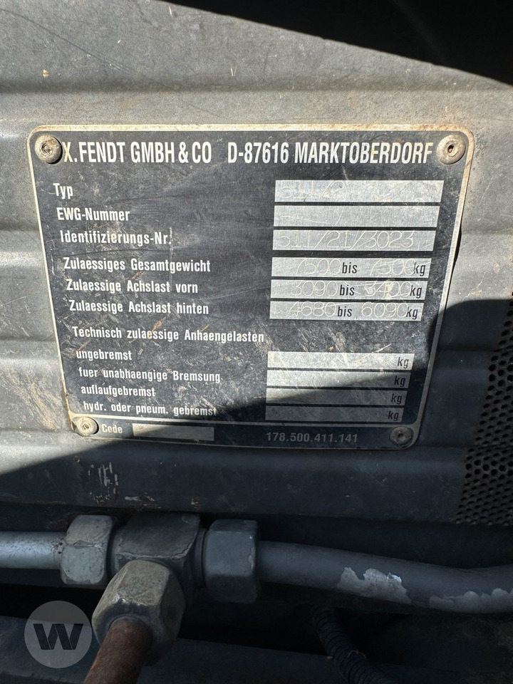 Fendt Favorit 511 C - Трактор: снимка 2 Fendt Favorit 511 C - Трактор: снимка 2