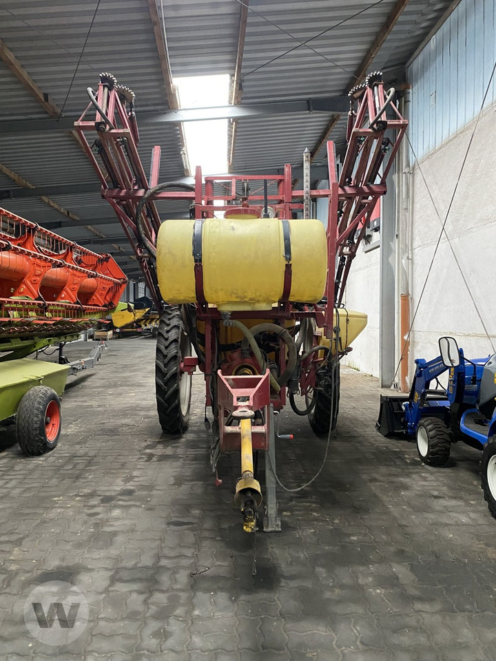 Hardi Navigator 3000 Echo - Прикачна пръскачка: снимка 2 Hardi Navigator 3000 Echo - Прикачна пръскачка: снимка 2