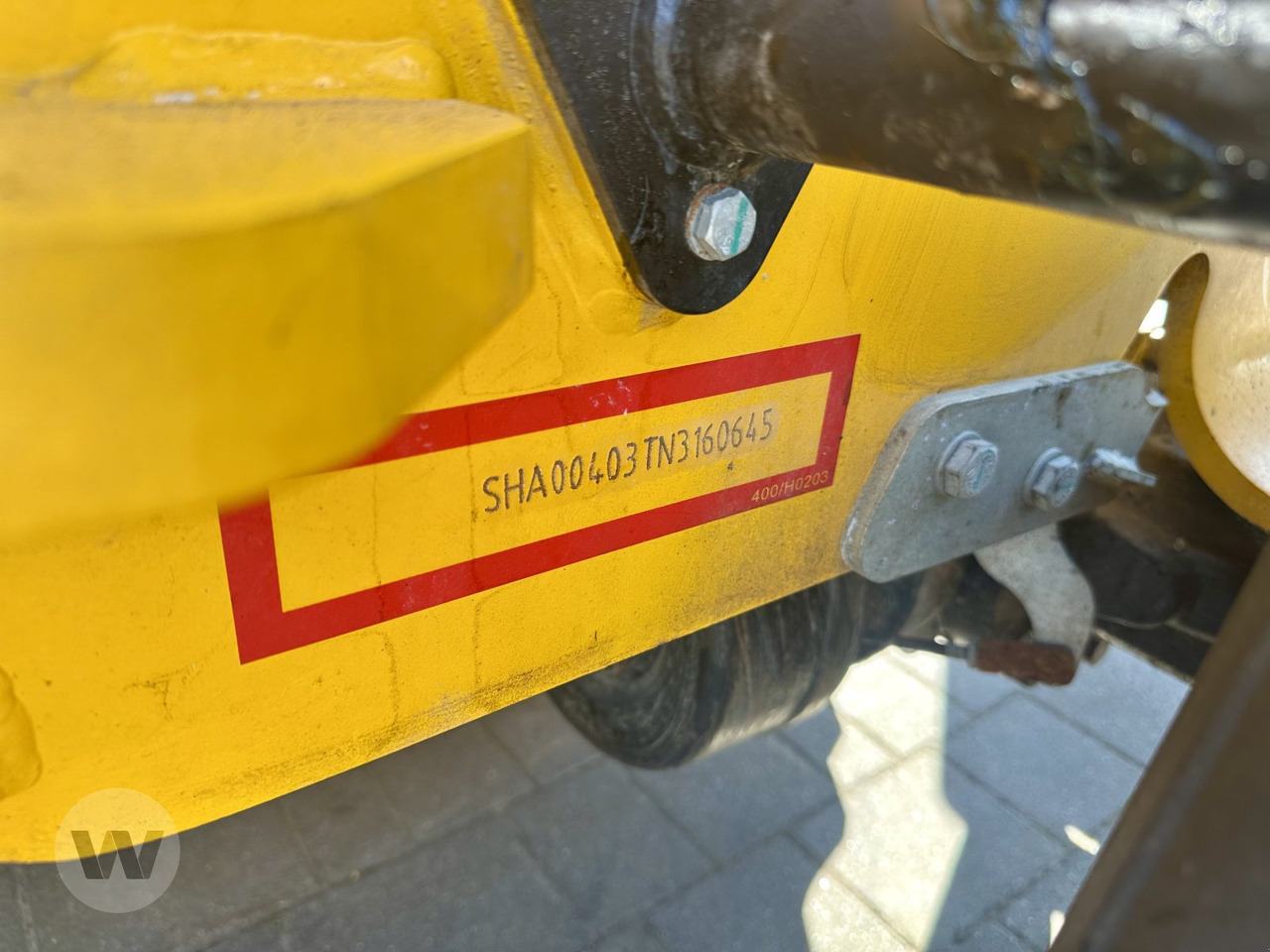 JCB 403 AGRI - Компактен товарач: снимка 2 JCB 403 AGRI - Компактен товарач: снимка 2