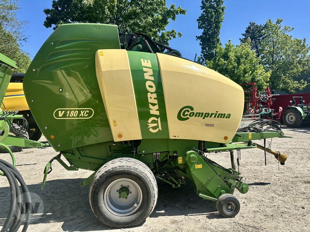 Krone Comprima V 180 XC - Рулонна сламопреса: снимка 1 Krone Comprima V 180 XC - Рулонна сламопреса: снимка 1