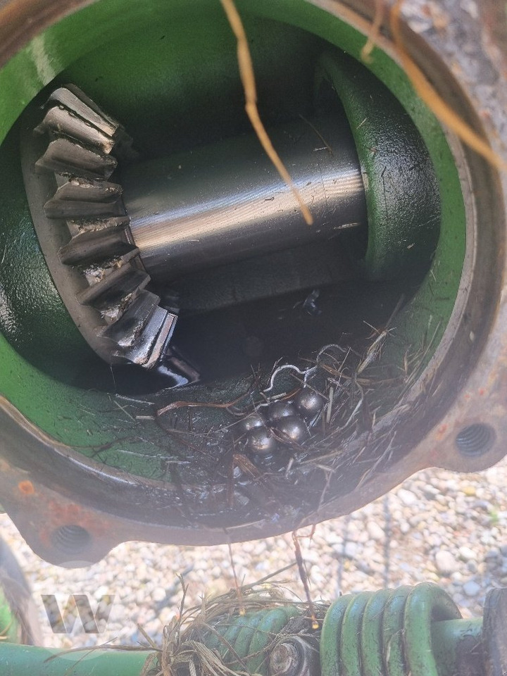 Krone KW 8.82/8 - Гребло/ Сенообръщачка: снимка 2 Krone KW 8.82/8 - Гребло/ Сенообръщачка: снимка 2