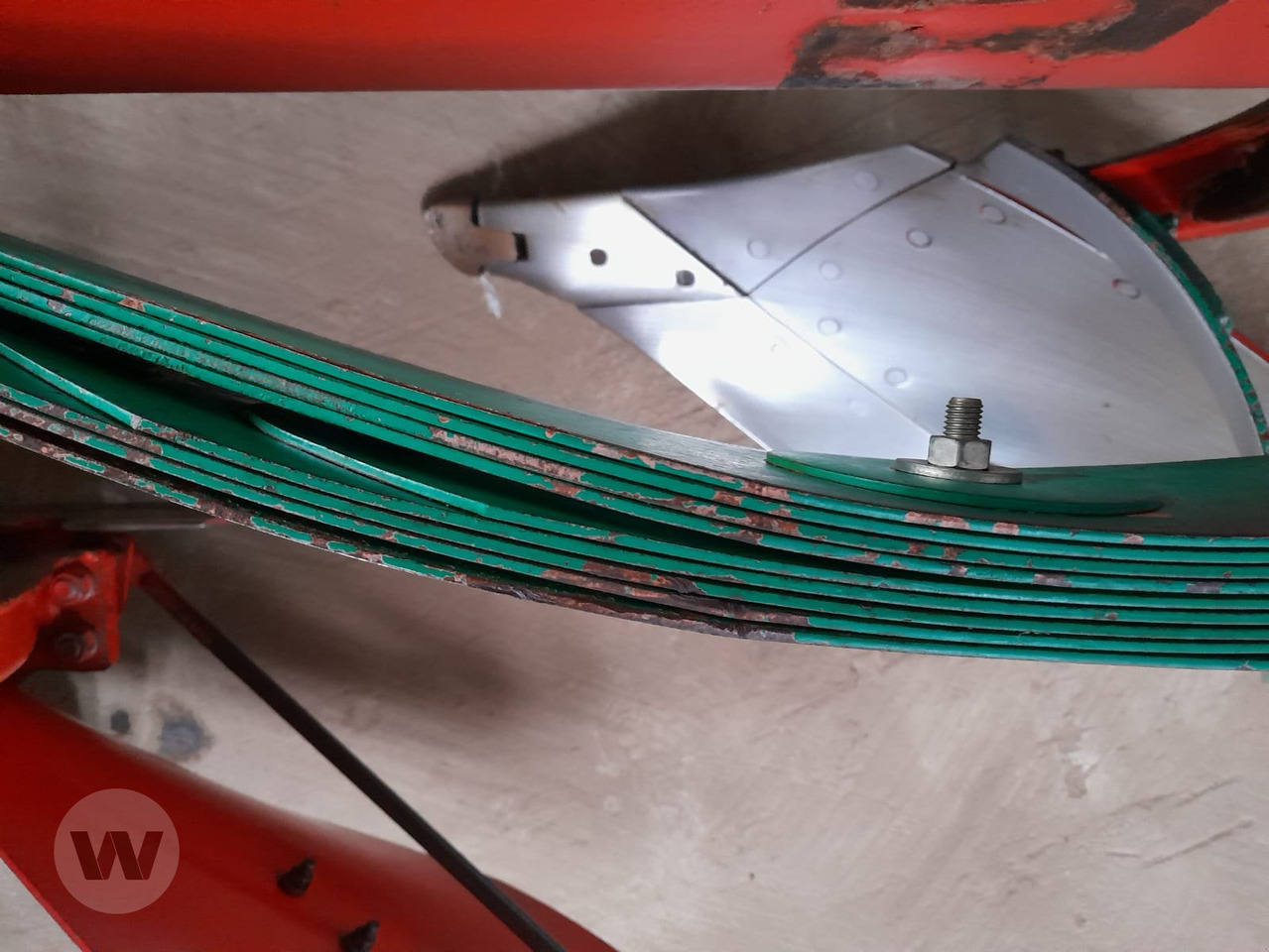 Kverneland PG 100 - Плуг: снимка 4 Kverneland PG 100 - Плуг: снимка 4