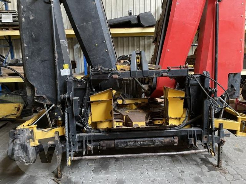 New Holland 490 FIE - Хедер за царевица: снимка 1 New Holland 490 FIE - Хедер за царевица: снимка 1