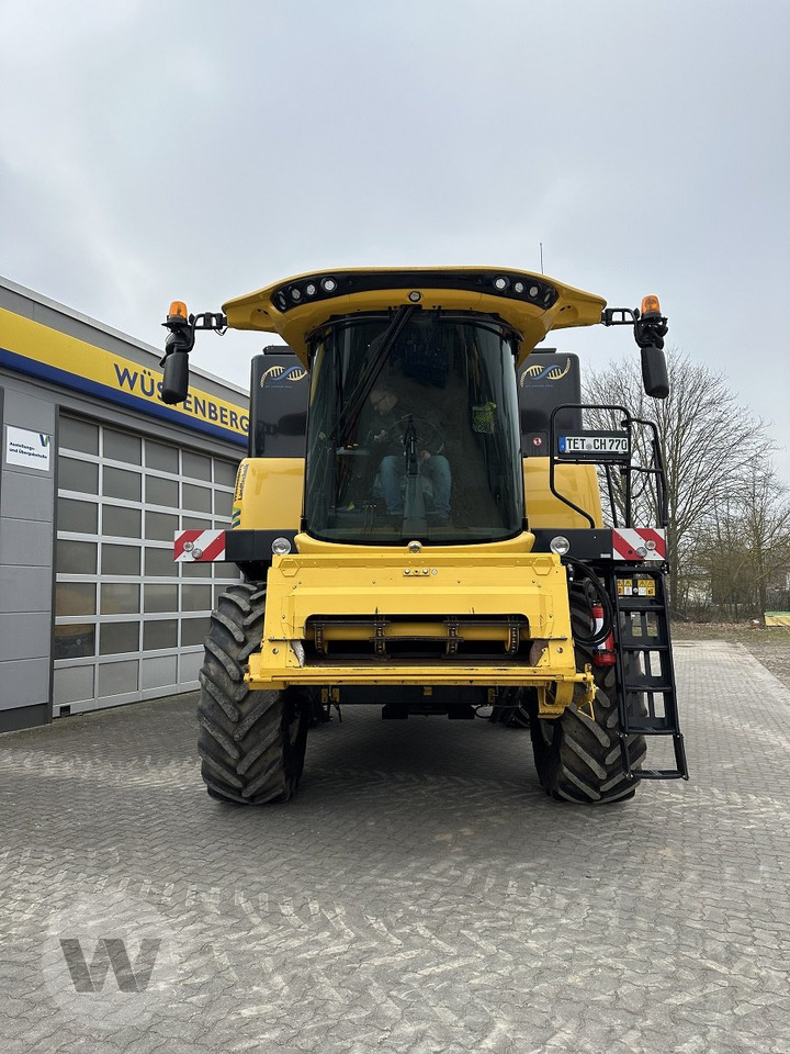 New Holland CH 7.70 - Зърнокомбайн: снимка 3 New Holland CH 7.70 - Зърнокомбайн: снимка 3