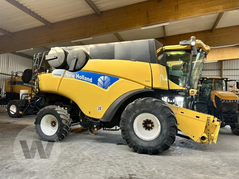 New Holland CR 9090 - Зърнокомбайн: снимка 2 New Holland CR 9090 - Зърнокомбайн: снимка 2