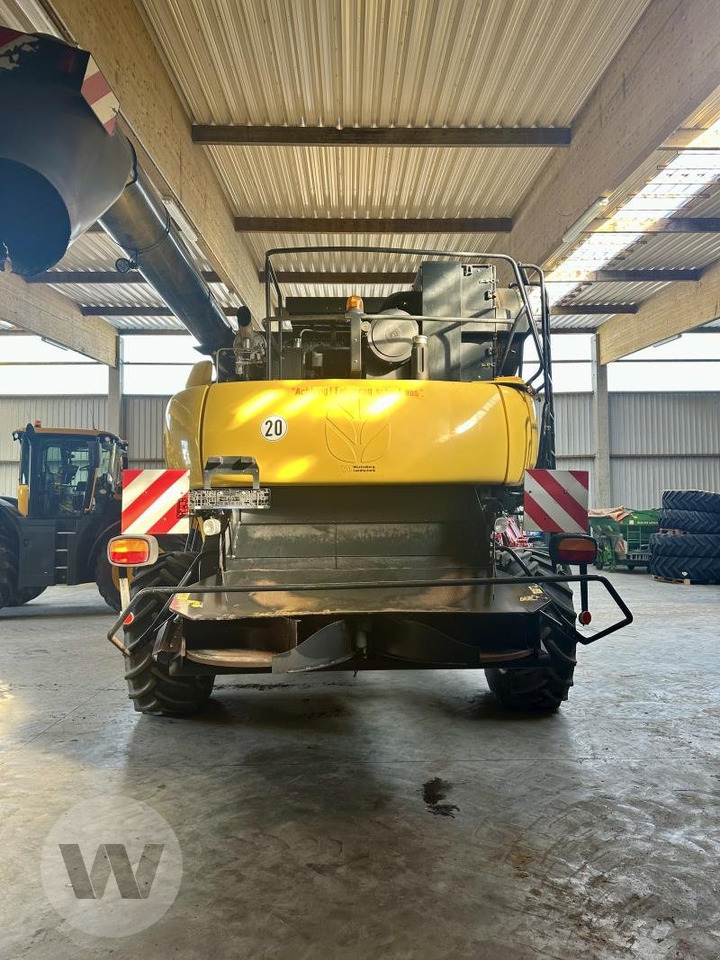 New Holland CR 9090 - Зърнокомбайн: снимка 4 New Holland CR 9090 - Зърнокомбайн: снимка 4