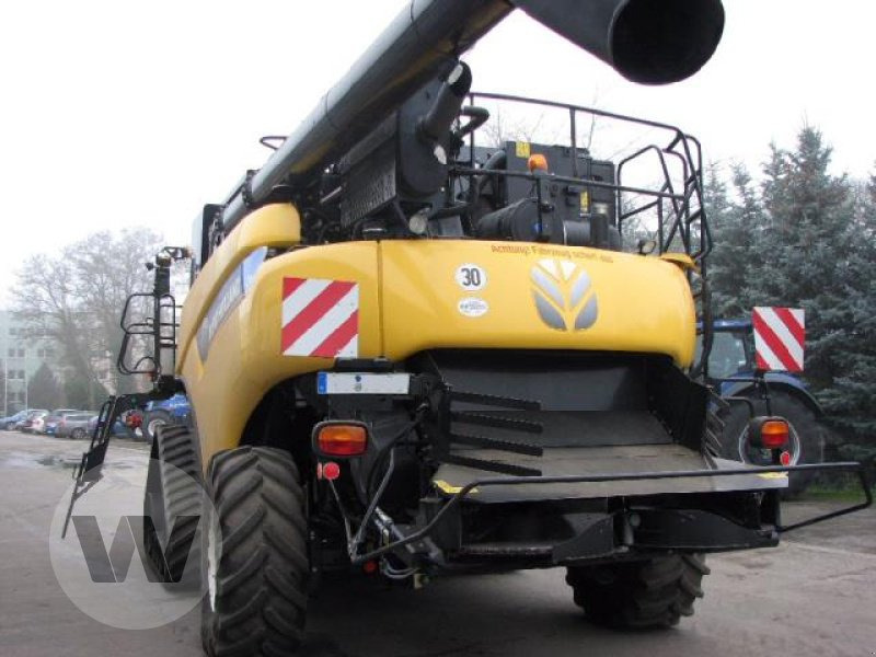 New Holland CR 9090 SCR - Зърнокомбайн: снимка 4 New Holland CR 9090 SCR - Зърнокомбайн: снимка 4